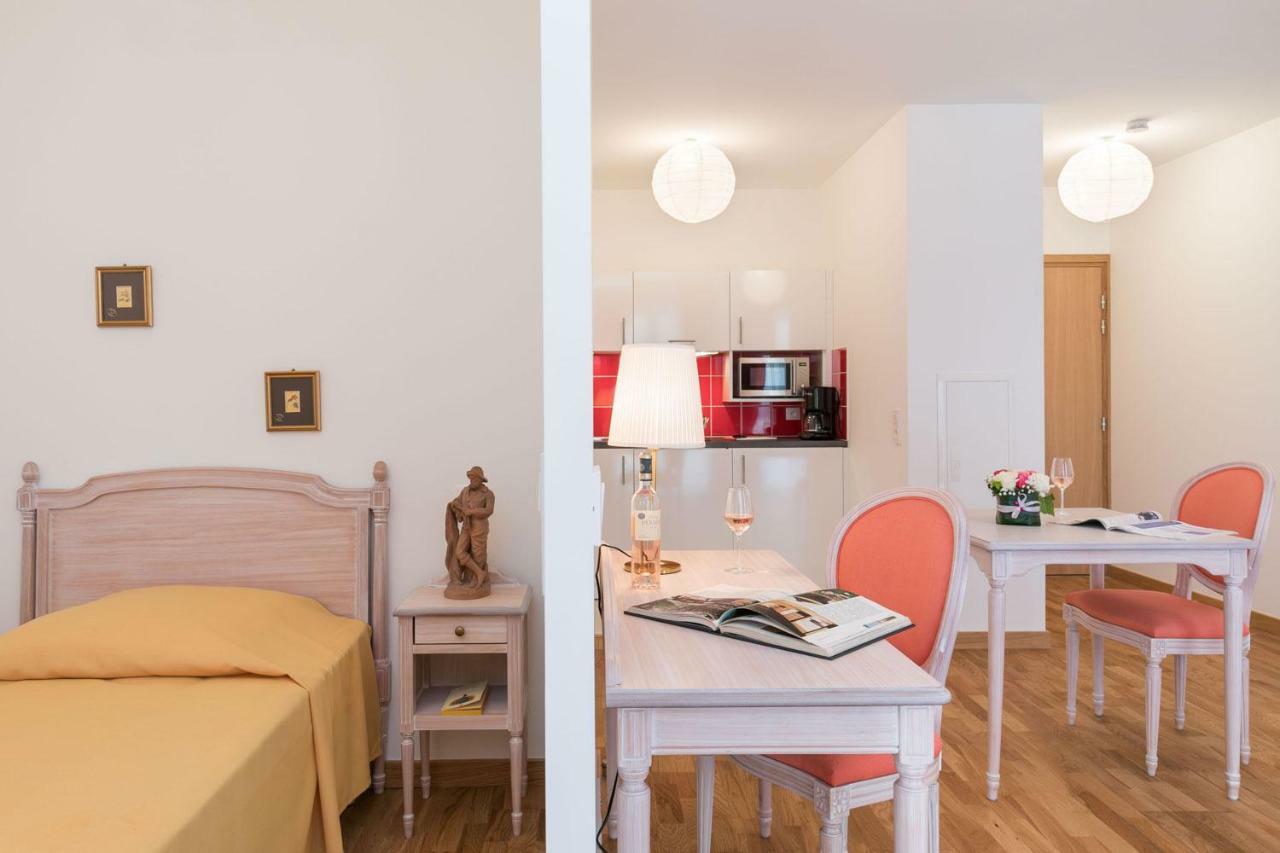 Medicis Home Nice Saint -Laurent- Du -Var Экстерьер фото